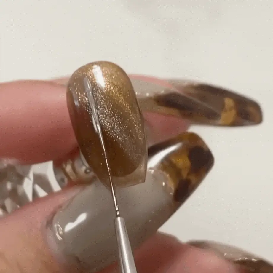 Longer Skinny Liner Brush - Image 2